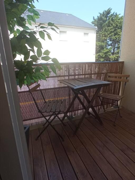 A 50 M De La Plage, Appartement De 35 M2 : Les Pieds Sales Brehal Exterior photo