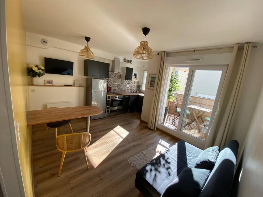 A 50 M De La Plage, Appartement De 35 M2 : Les Pieds Sales Brehal Exterior photo
