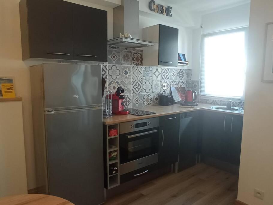 A 50 M De La Plage, Appartement De 35 M2 : Les Pieds Sales Brehal Exterior photo