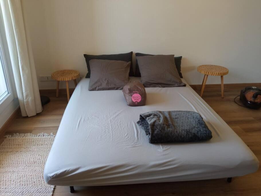 A 50 M De La Plage, Appartement De 35 M2 : Les Pieds Sales Brehal Exterior photo